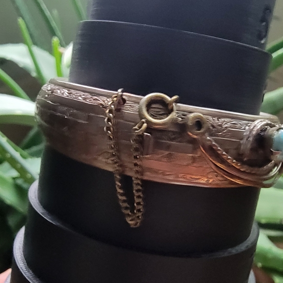 Vintage 1950's Chain Clasp Bracelet W/ Turquoise, Amethyst Stone, Butterfly - Picture 12 of 12